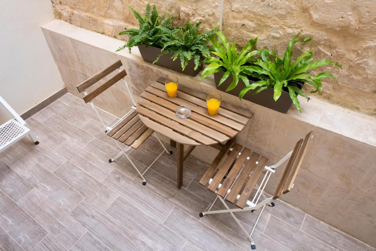 248 Boutique Studios, Sliema Buitenkant foto